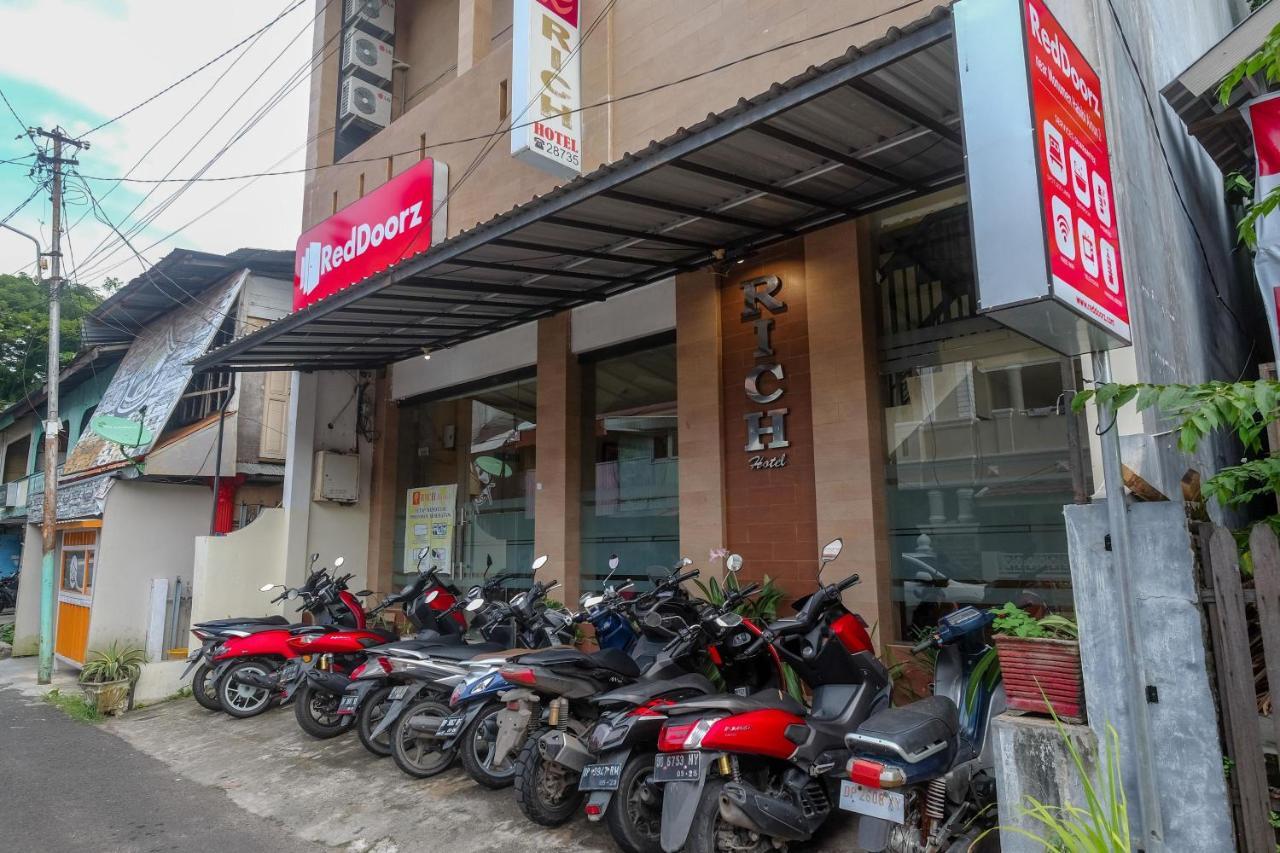 Reddoorz At Hotel Rich Parepare Near Pantai Mattirotasi Buitenkant foto